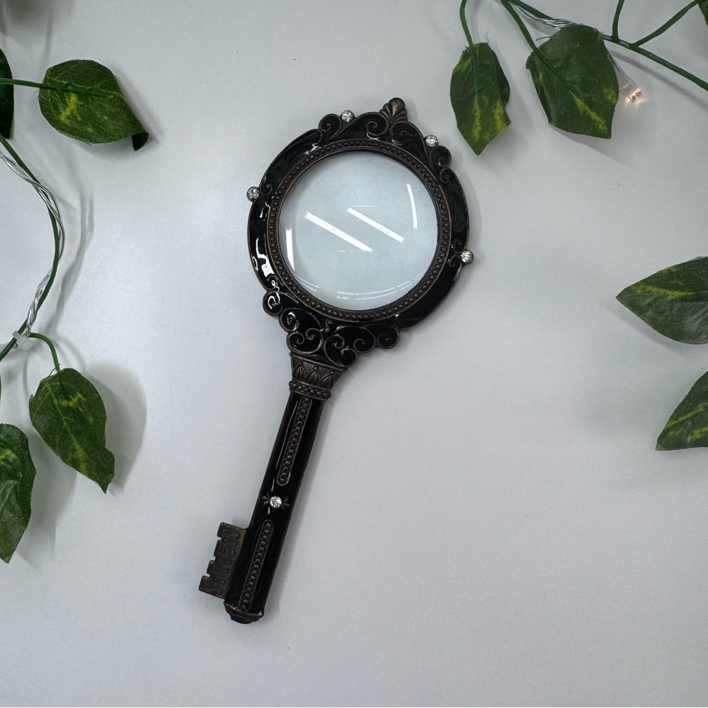 Victorian Black Magnifying Glass Key to Success